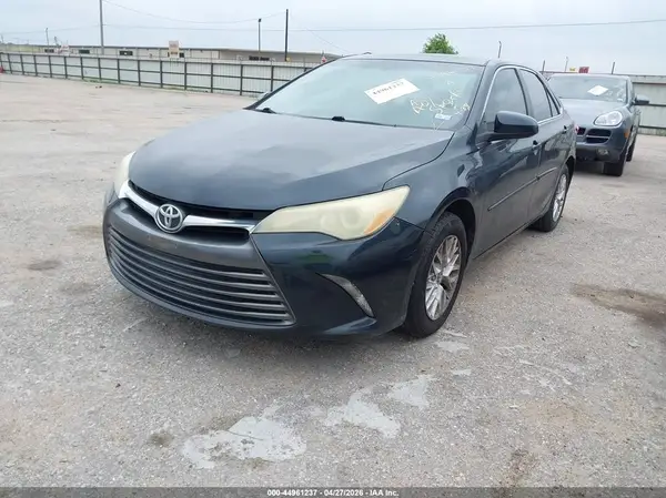 4T4BF1FK4GR536508 2016 TOYOTA CAMRY - Image 2