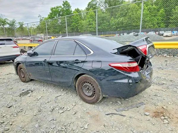 4T4BF1FK4GR536802 2016 TOYOTA CAMRY - Image 2