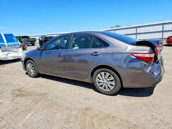 4T4BF1FK4GR541109 2016 TOYOTA CAMRY - Image 2