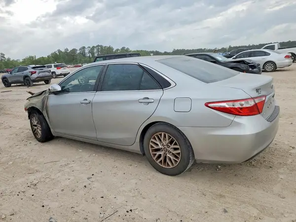 4T4BF1FK4GR541529 2016 TOYOTA CAMRY - Image 2
