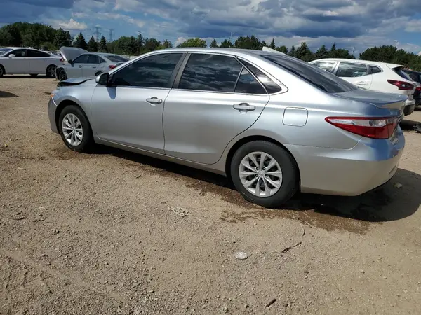 4T4BF1FK4GR543569 2016 TOYOTA CAMRY - Image 2