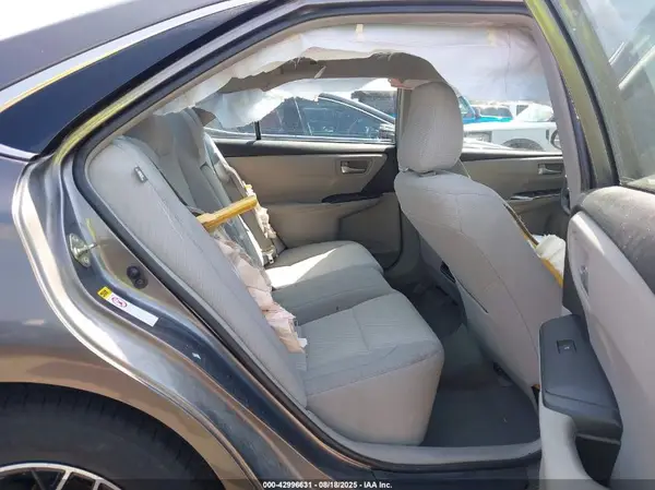 4T4BF1FK4GR543667 2016 TOYOTA CAMRY - Image 8