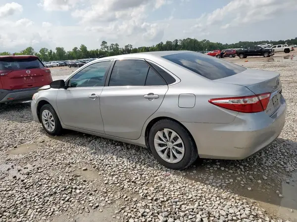 4T4BF1FK4GR544530 2016 TOYOTA CAMRY - Image 2