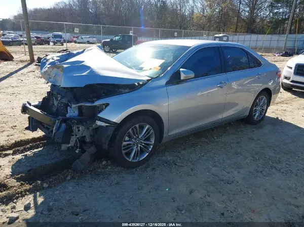 4T4BF1FK4GR547623 2016 TOYOTA CAMRY - Image 2