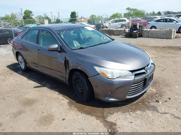 4T4BF1FK4GR550988 2016 TOYOTA CAMRY - Image 1