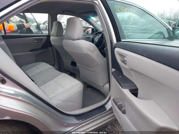 4T4BF1FK4GR552403 2016 TOYOTA CAMRY - Image 8
