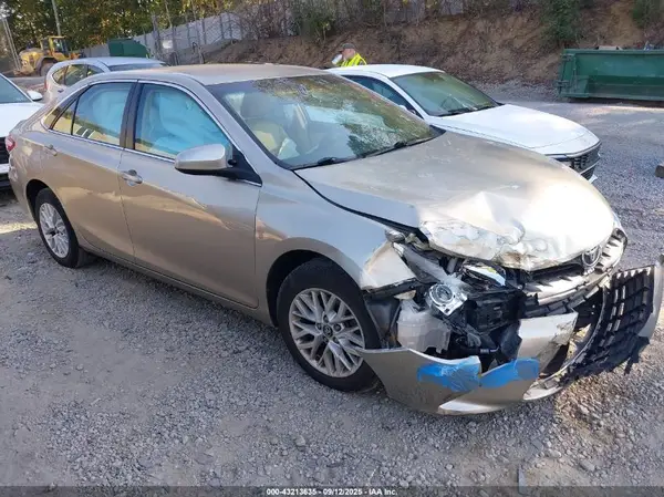 4T4BF1FK4GR553454 2016 TOYOTA CAMRY - Image 1