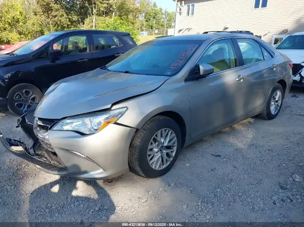 4T4BF1FK4GR553454 2016 TOYOTA CAMRY - Image 2