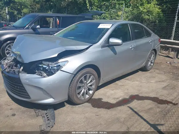 4T4BF1FK4GR555429 2016 TOYOTA CAMRY - Image 2