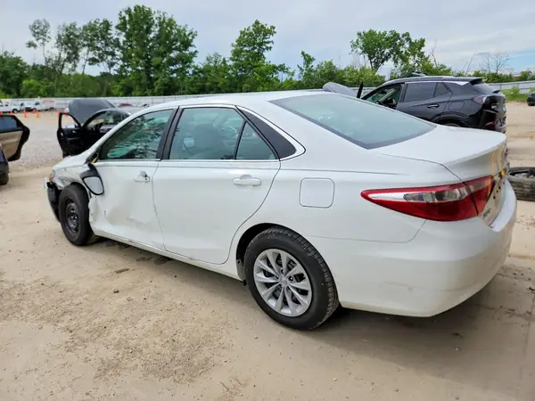 4T4BF1FK4GR557469 2016 TOYOTA CAMRY - Image 2