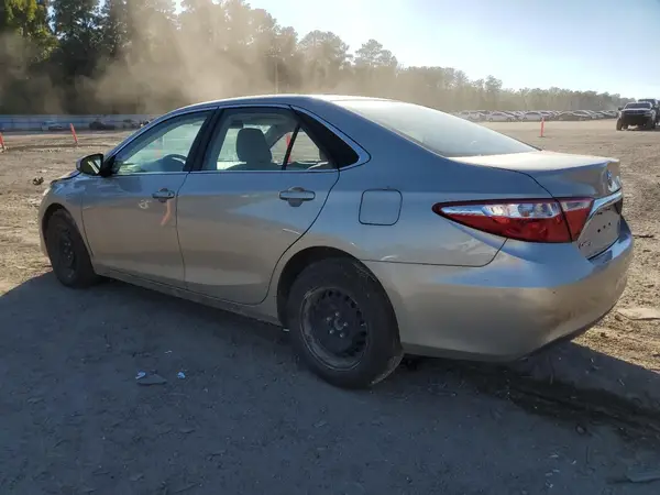 4T4BF1FK4GR559237 2016 TOYOTA CAMRY - Image 2
