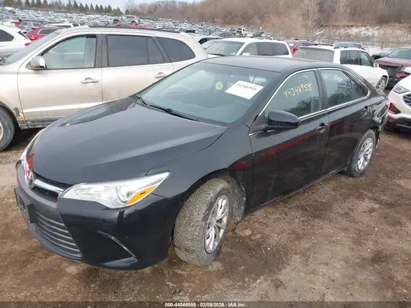 4T4BF1FK4GR559805 2016 TOYOTA CAMRY - Image 2