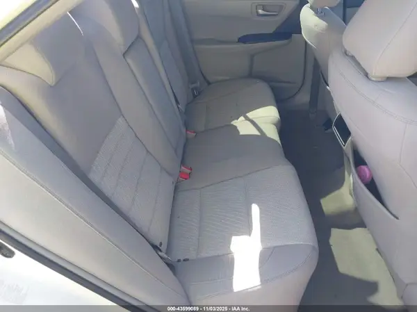 4T4BF1FK4GR561084 2016 TOYOTA CAMRY - Image 8