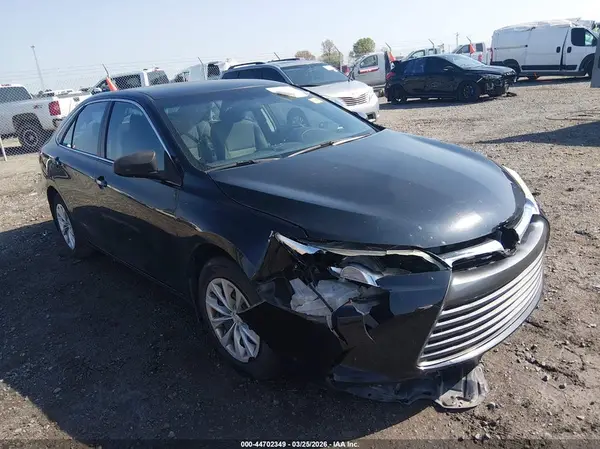 4T4BF1FK4GR562736 2016 TOYOTA CAMRY - Image 1