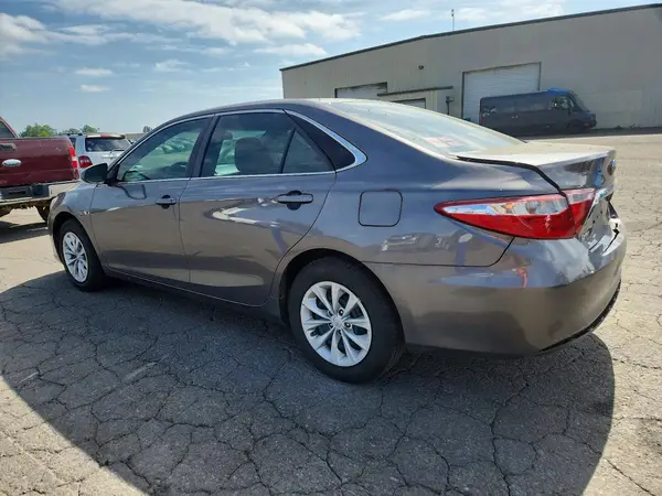 4T4BF1FK4GR563384 2016 TOYOTA CAMRY - Image 2