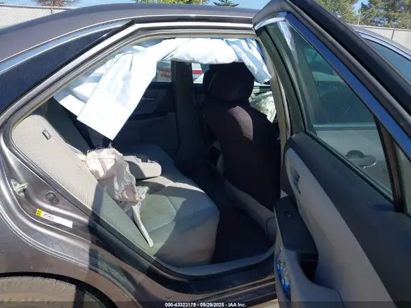 4T4BF1FK4GR563661 2016 TOYOTA CAMRY - Image 8