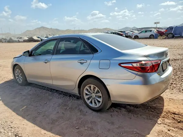 4T4BF1FK4GR564521 2016 TOYOTA CAMRY - Image 2