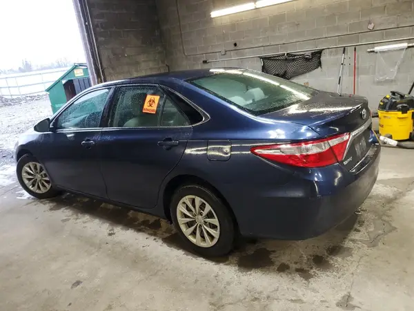 4T4BF1FK4GR568326 2016 TOYOTA CAMRY - Image 2