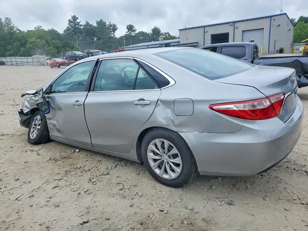 4T4BF1FK4GR569038 2016 TOYOTA CAMRY - Image 2