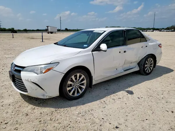 4T4BF1FK4GR569847 2016 TOYOTA CAMRY - Image 1