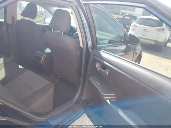 4T4BF1FK4GR571985 2016 TOYOTA CAMRY - Image 8