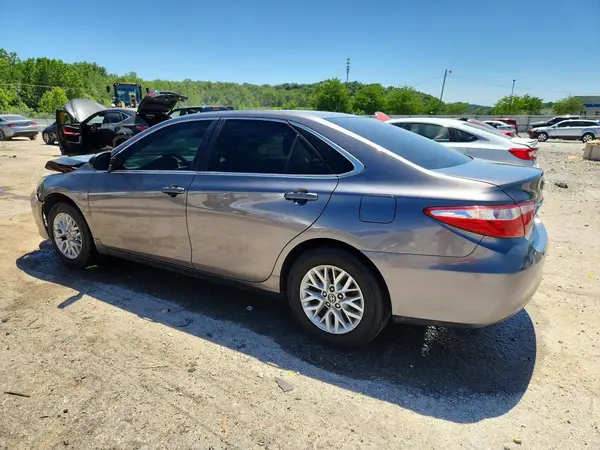 4T4BF1FK4GR572098 2016 TOYOTA CAMRY - Image 2