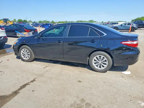 4T4BF1FK4GR574370 2016 TOYOTA CAMRY - Image 2