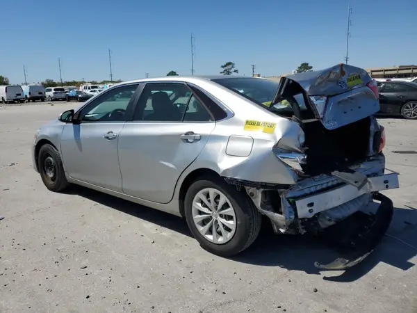 4T4BF1FK4GR579178 2016 TOYOTA CAMRY - Image 2