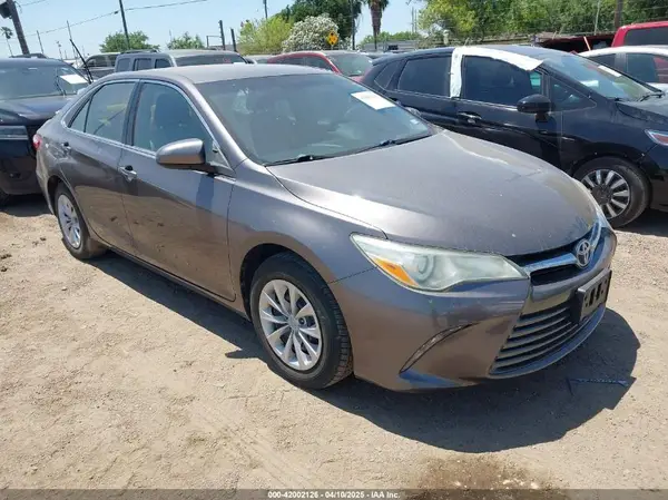 4T4BF1FK4GR581867 2016 TOYOTA CAMRY - Image 1