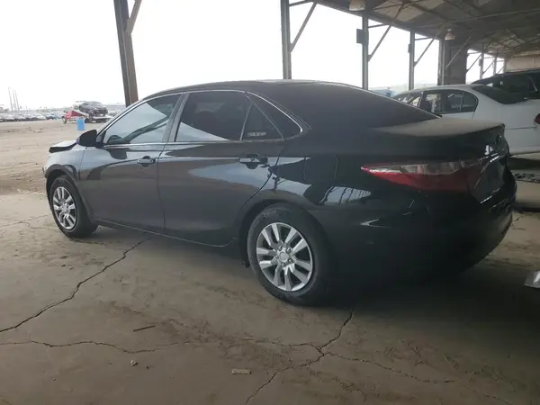 4T4BF1FK4GR582341 2016 TOYOTA CAMRY - Image 2
