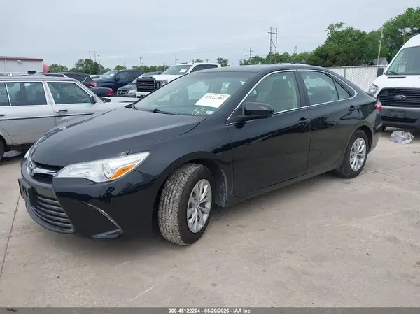 4T4BF1FK5GR516879 2016 TOYOTA CAMRY - Image 2