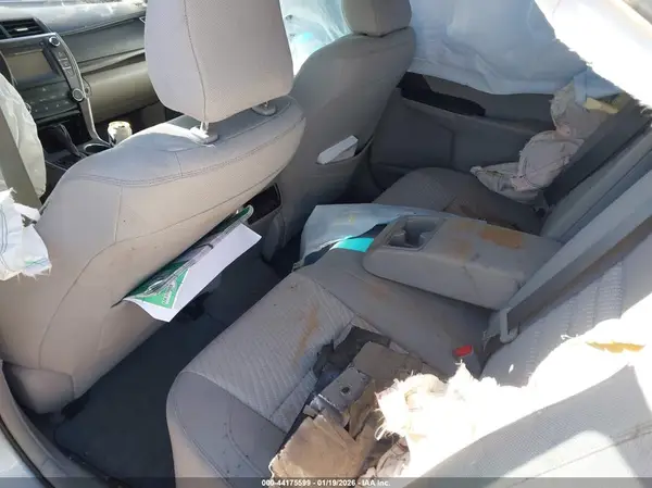 4T4BF1FK5GR517532 2016 TOYOTA CAMRY - Image 8