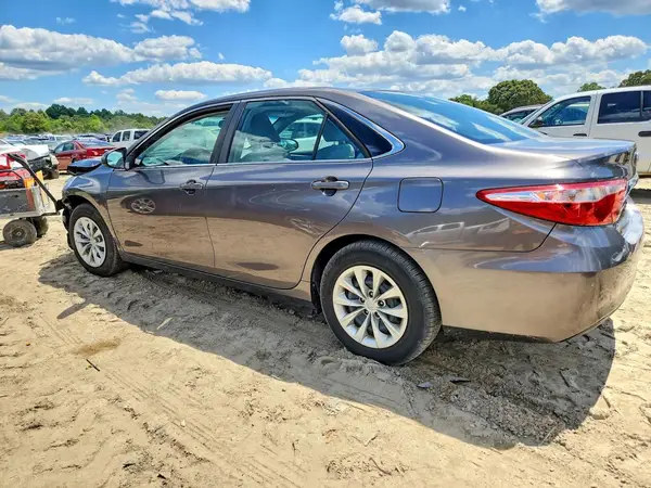 4T4BF1FK5GR519071 2016 TOYOTA CAMRY - Image 2