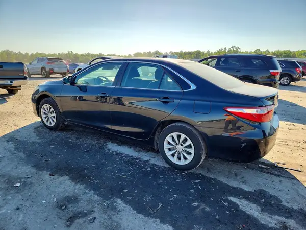 4T4BF1FK5GR519250 2016 TOYOTA CAMRY - Image 2