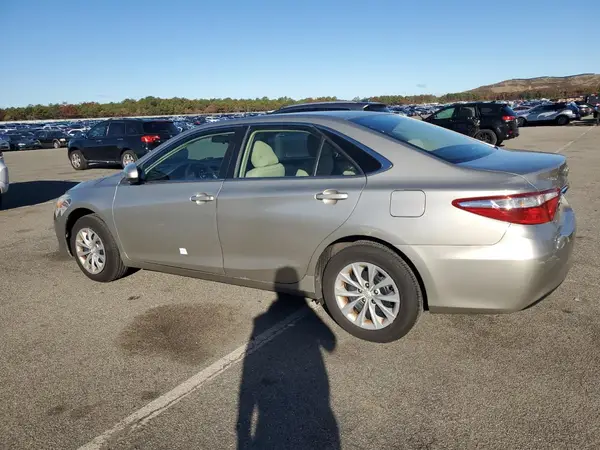 4T4BF1FK5GR520429 2016 TOYOTA CAMRY - Image 2