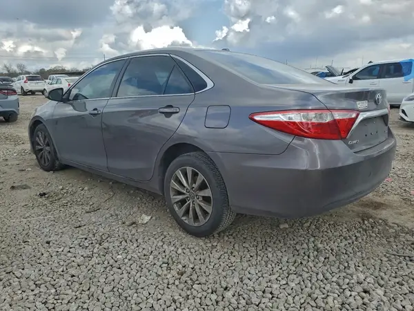 4T4BF1FK5GR525565 2016 TOYOTA CAMRY - Image 2
