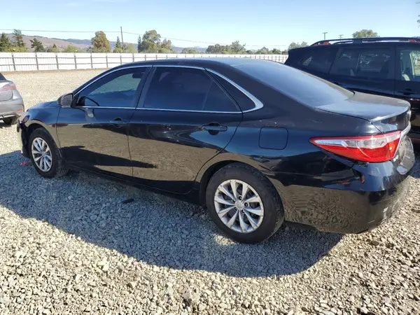 4T4BF1FK5GR527039 2016 TOYOTA CAMRY - Image 2