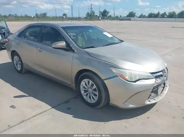 4T4BF1FK5GR533178 2016 TOYOTA CAMRY - Image 1