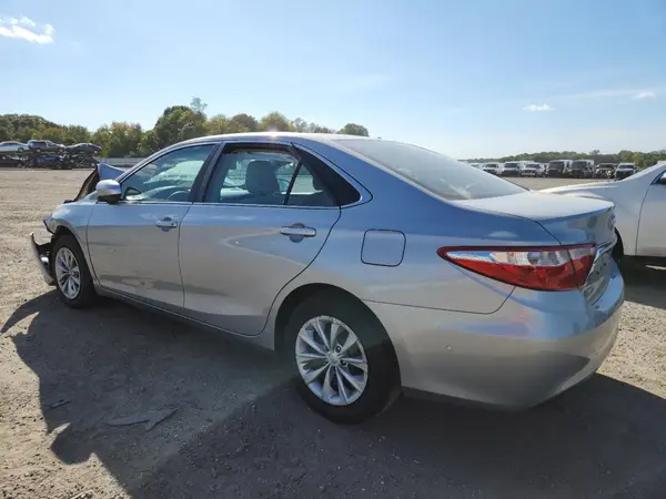 4T4BF1FK5GR536503 2016 TOYOTA CAMRY - Image 2