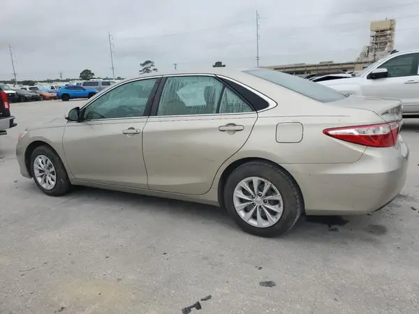 4T4BF1FK5GR538218 2016 TOYOTA CAMRY - Image 2