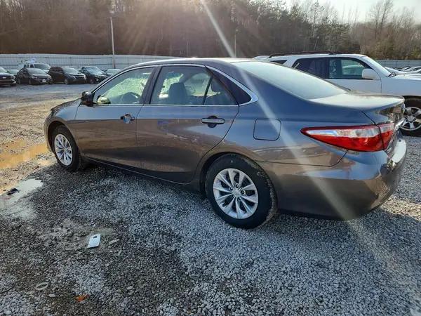 4T4BF1FK5GR539076 2016 TOYOTA CAMRY - Image 2