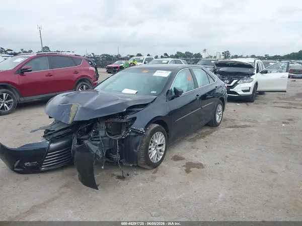 4T4BF1FK5GR540101 2016 TOYOTA CAMRY - Image 2