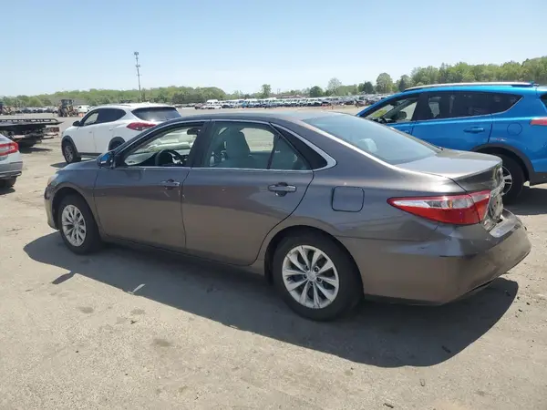 4T4BF1FK5GR547761 2016 TOYOTA CAMRY - Image 2