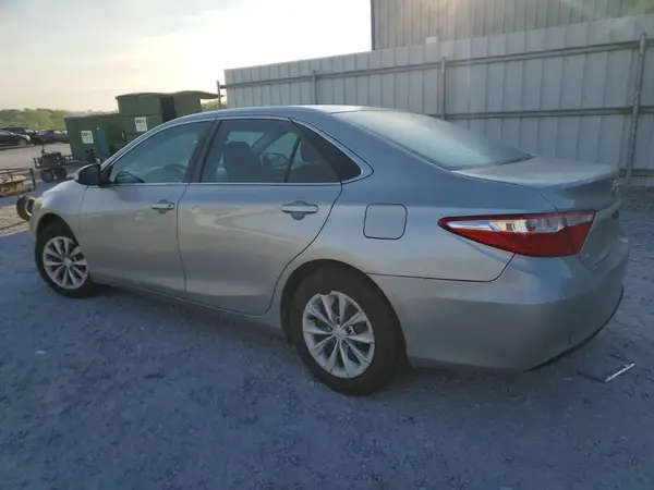 4T4BF1FK5GR548666 2016 TOYOTA CAMRY - Image 2
