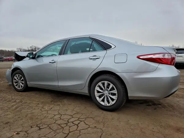 4T4BF1FK5GR549073 2016 TOYOTA CAMRY - Image 2