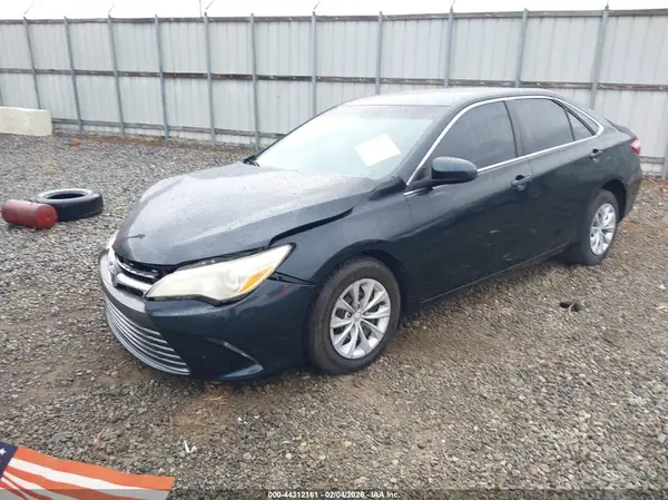 4T4BF1FK5GR550322 2016 TOYOTA CAMRY - Image 2