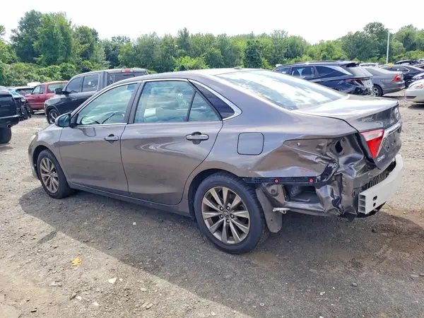 4T4BF1FK5GR556850 2016 TOYOTA CAMRY - Image 2
