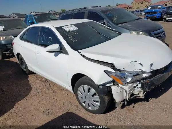 4T4BF1FK5GR557190 2016 TOYOTA CAMRY - Image 1