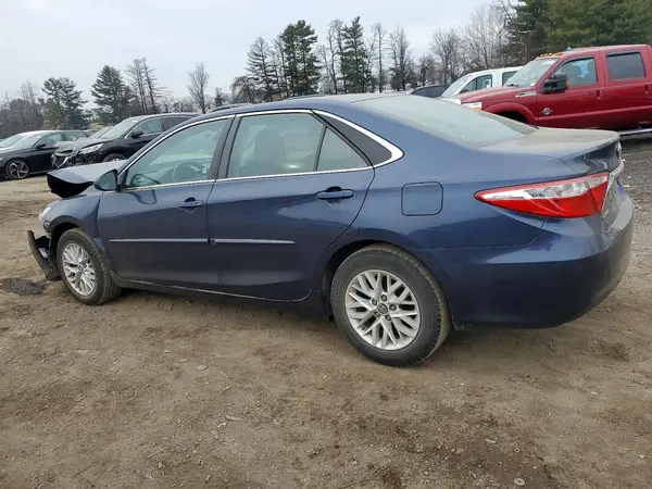 4T4BF1FK5GR558081 2016 TOYOTA CAMRY - Image 2