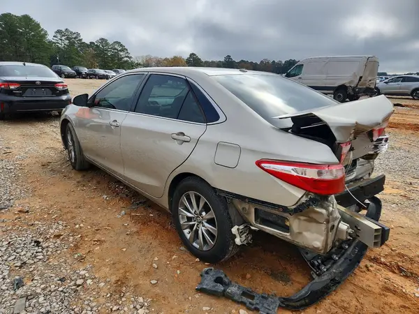 4T4BF1FK5GR565760 2016 TOYOTA CAMRY - Image 2